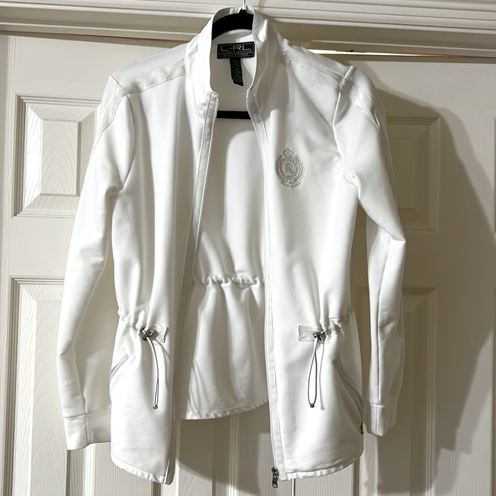 Pure white Women’s sweater by LRL size M